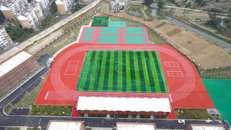 8 Key Running Track Project Requirements for System Selection